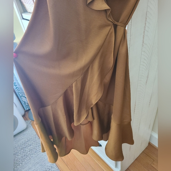 Fame and Partners wrap dress with ruffled straps in butterscotch. NWT sz 6 - Picture 5 of 5